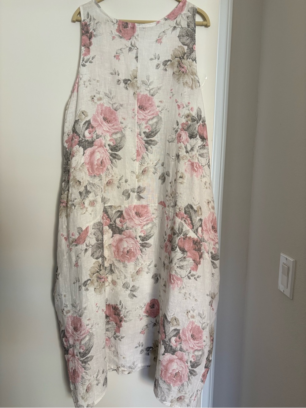 Floral Sleeveless Linen Dress in Light Pink by - Picture 2 of 10